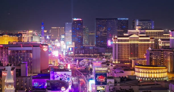 Live dealer table on paris88 login showing blackjack game